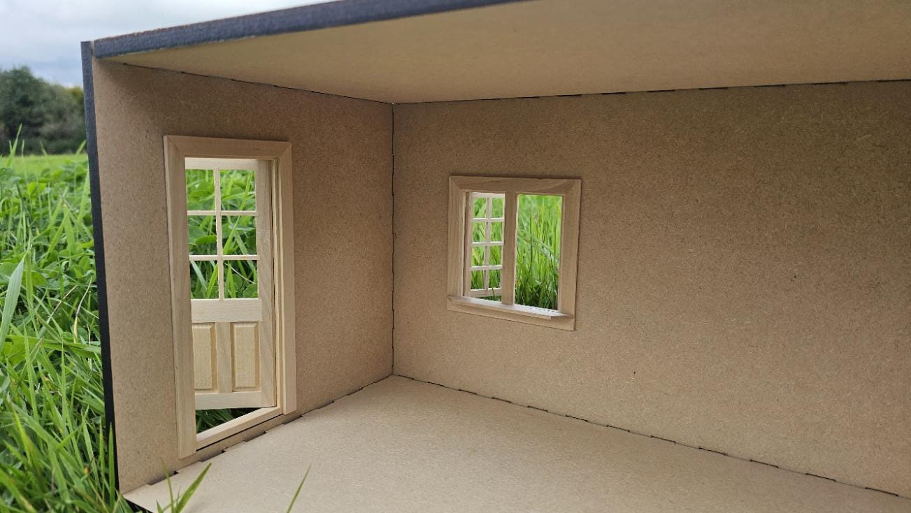 Doll house Miniature Room box | Doors & windows | Room Box | 1:12 Scale Miniature | Diorama | Room box | Roombox Kit