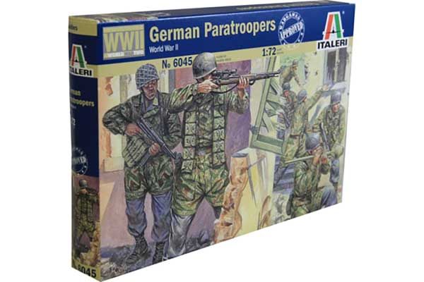 Italeri model figures kit 1/72 WWII- GERMAN PARATROOPERS 6045