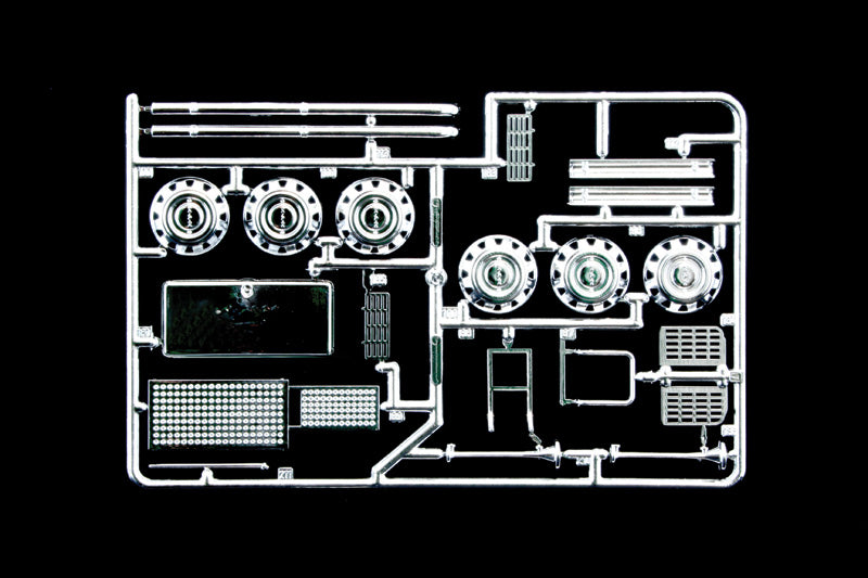 Italeri 1:24 Man 26 32 Formel Six Truck Scale Model Kit 756
