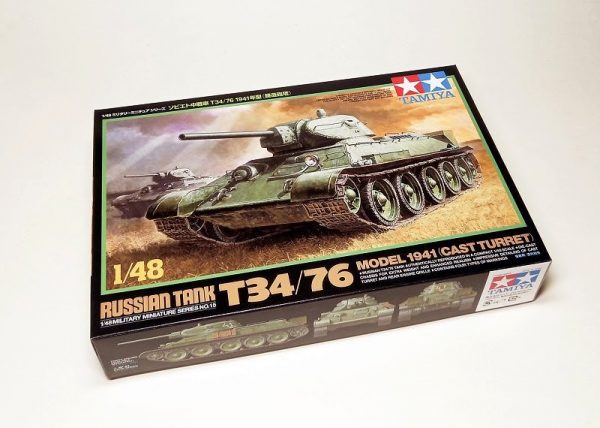 Tamiya 1/48 RUSSIAN TANK T34/76 Scale Model Kit 32515